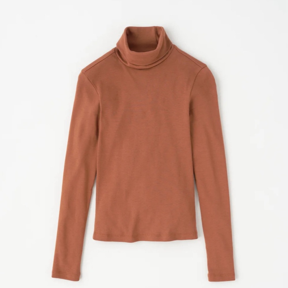 KOTN Fitted Turtleneck sz L